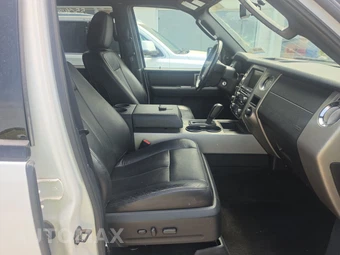 2015 Ford Expedition XLT - miniatura 8