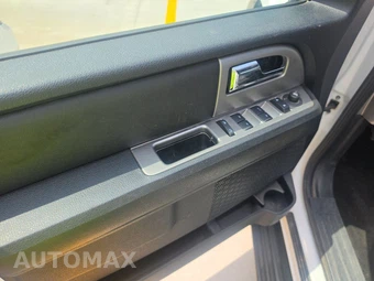 2015 Ford Expedition XLT - miniatura 9