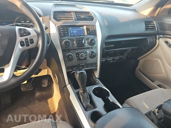 2015 Ford Explorer – miniatura 11