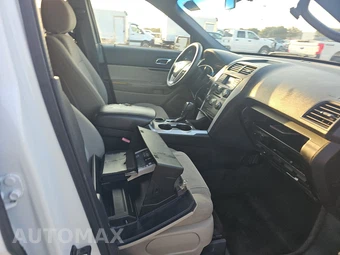 2015 Ford Explorer – miniatura 8