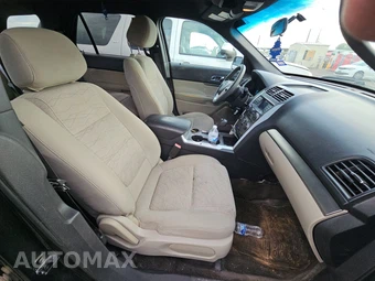 2015 Ford Explorer – miniatura 8