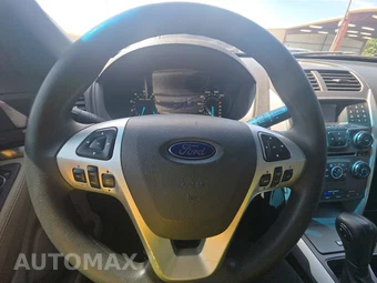 2015 Ford Explorer – miniatura 10