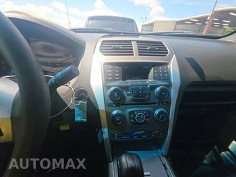 2015 Ford Explorer – miniatura 11