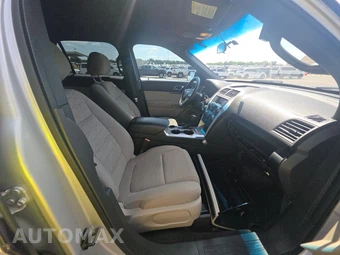 2015 Ford Explorer – miniatura 8