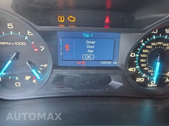 2015 Ford Explorer – miniatura 12