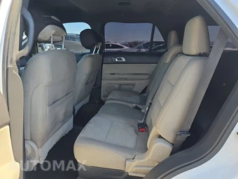 2015 Ford Explorer – miniatura 13