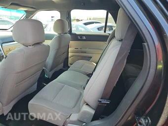 2015 Ford Explorer – miniatura 13