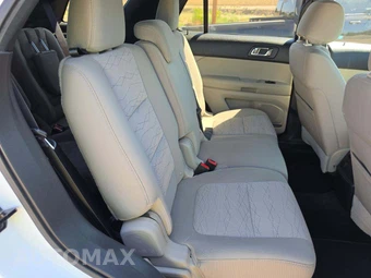 2015 Ford Explorer – miniatura 17