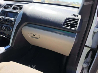 2015 Ford Explorer – miniatura 20