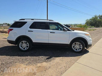 2015 Ford Explorer – miniatura 4