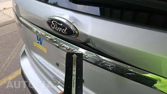 2015 Ford Explorer – miniatura 51