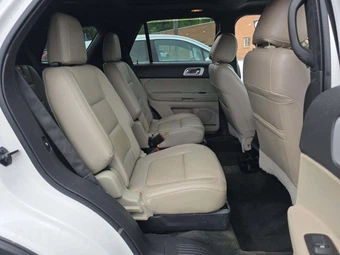 2015 Ford Explorer Limited - miniatura 17