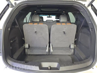 2015 Ford Explorer Limited – miniatura 17