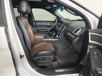 2015 Ford Explorer Limited – miniatura 8