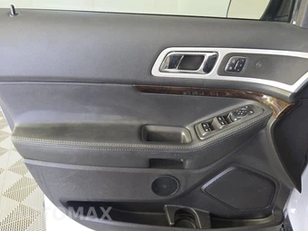 2015 Ford Explorer Limited – miniatura 9