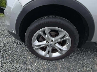 2015 Ford Explorer Limited - miniatura 22