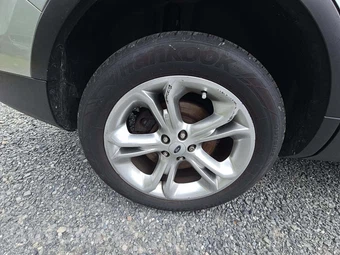 2015 Ford Explorer Limited - miniatura 26