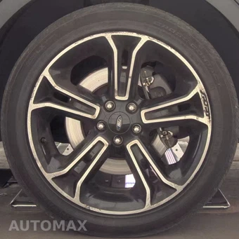 2015 Ford Explorer Sport – miniatura 17