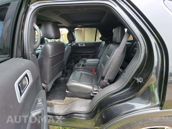 2015 Ford Explorer Sport - miniatura 13