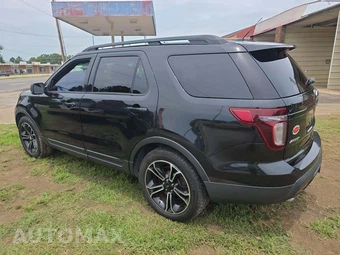 2015 Ford Explorer Sport - miniatura 2
