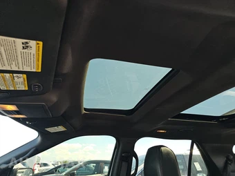 2015 Ford Explorer Sport – miniatura 22