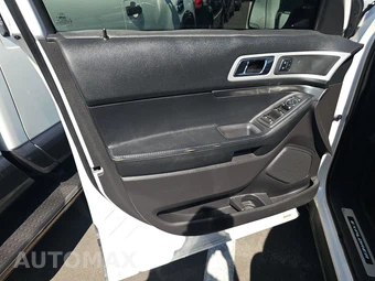 2015 Ford Explorer Sport – miniatura 9