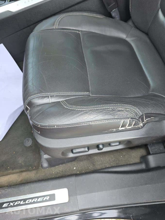 2015 Ford Explorer Sport – miniatura 21