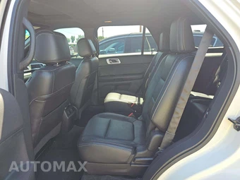 2015 Ford Explorer Sport – miniatura 13