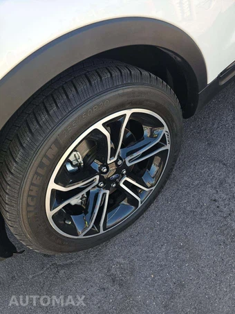 2015 Ford Explorer Sport – miniatura 24