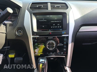 2015 Ford Explorer Sport - miniatura 11