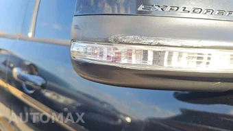 2015 Ford Explorer Sport - miniatura 30