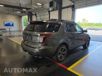 2015 Ford Explorer Sport – miniatura 4