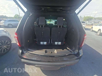 2015 Ford Explorer XLT - miniatura 15