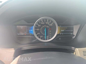 2015 Ford Explorer XLT - miniatura 9
