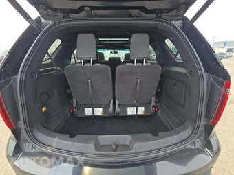 2015 Ford Explorer XLT – miniatura 12