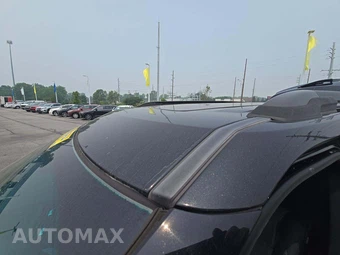 2015 Ford Explorer XLT – miniatura 9