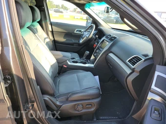2015 Ford Explorer XLT - miniatura 8