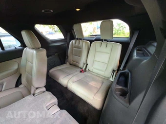 2015 Ford Explorer XLT – miniatura 14