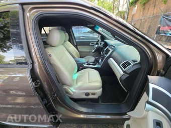 2015 Ford Explorer XLT – miniatura 19