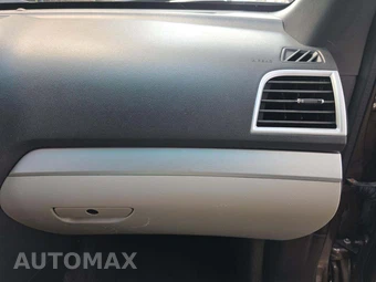 2015 Ford Explorer XLT – miniatura 20
