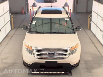 2015 Ford Explorer XLT – miniatura 2