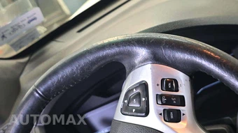 2015 Ford Explorer XLT – miniatura 31
