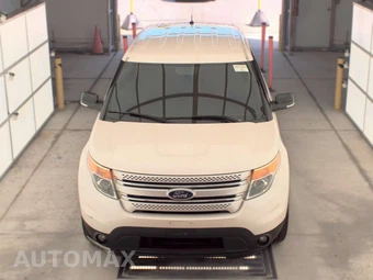 2015 Ford Explorer XLT - miniatura 2