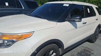 2015 Ford Explorer XLT - miniatura 28