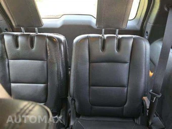 2015 Ford Explorer XLT - miniatura 13