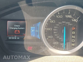 2015 Ford Explorer XLT – miniatura 12
