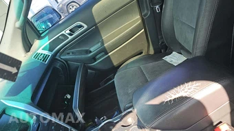 2015 Ford Explorer XLT – miniatura 34