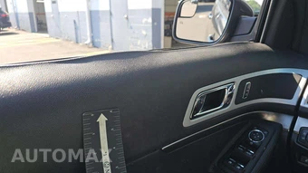 2015 Ford Explorer XLT – miniatura 40