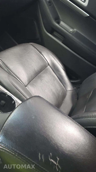 2015 Ford Explorer XLT – miniatura 26
