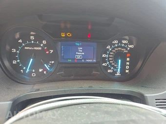 2015 Ford Explorer XLT – miniatura 12